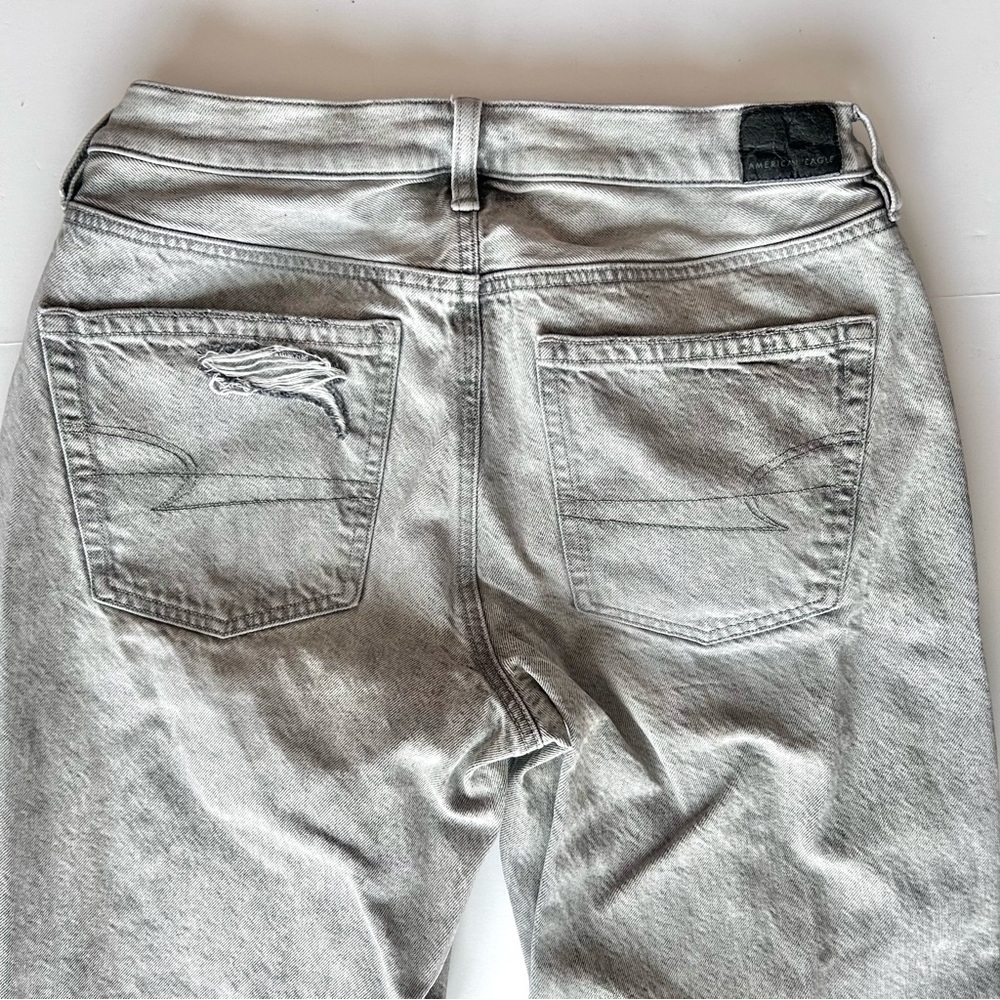 🍒(A461) Women’s American Eagle Jeans. Light Gray Distressed Wash. Size: 6 Long - Picture 5 of 15